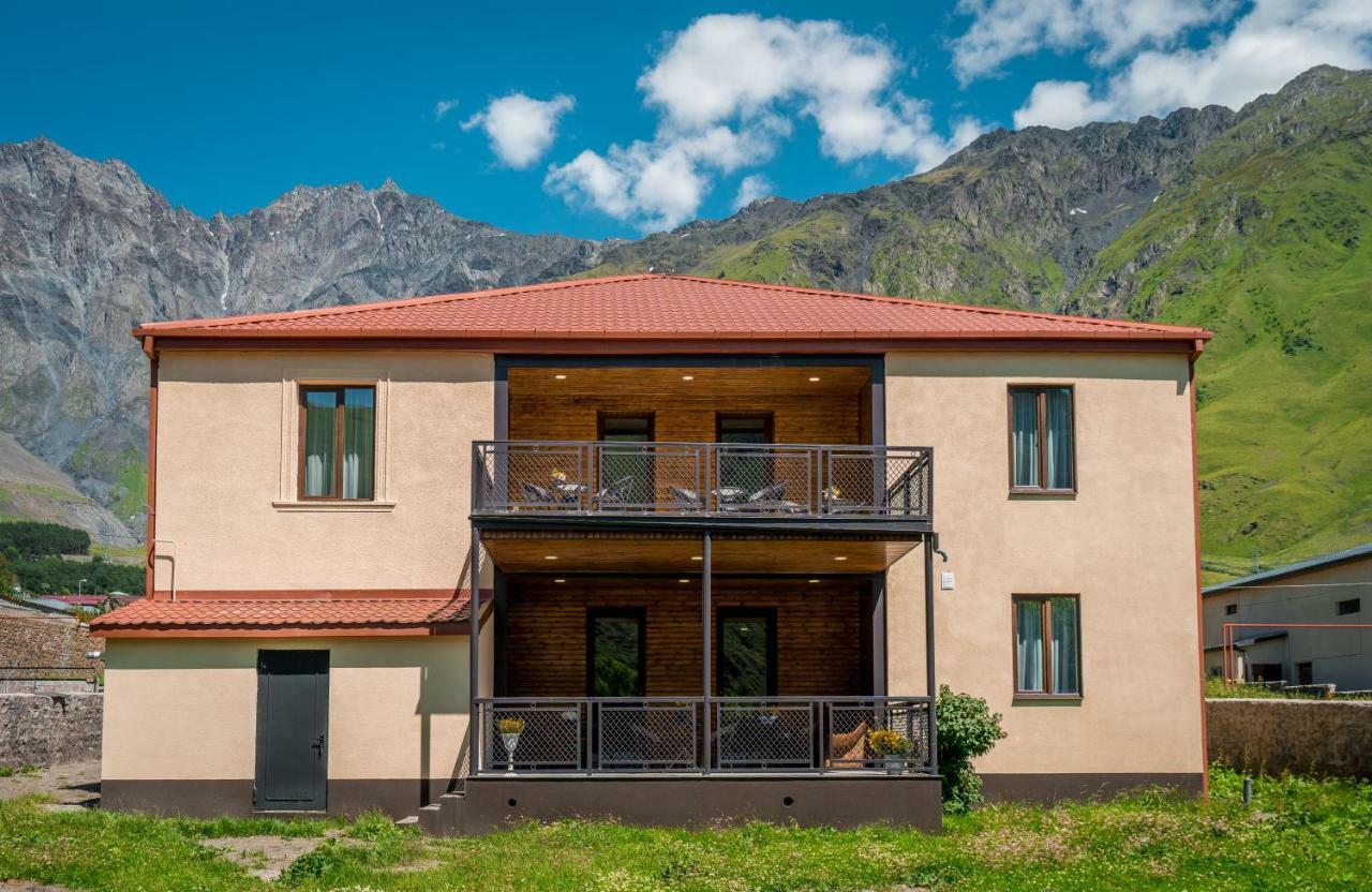 Travel Inn Kazbegi Exterior foto